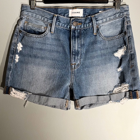 FRAME Le Beau denim shorts - Picture 2 of 5